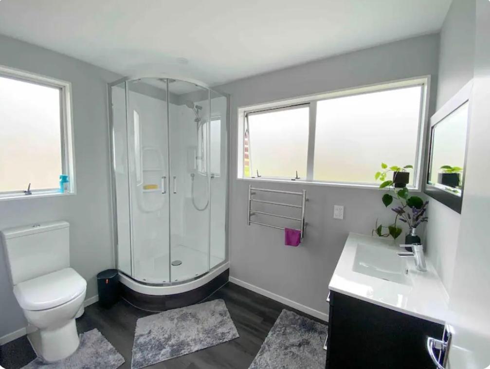 Whitby Pvt Room Pauatahanui Экстерьер фото